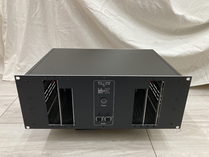 Rack précablé Neve V3/VR